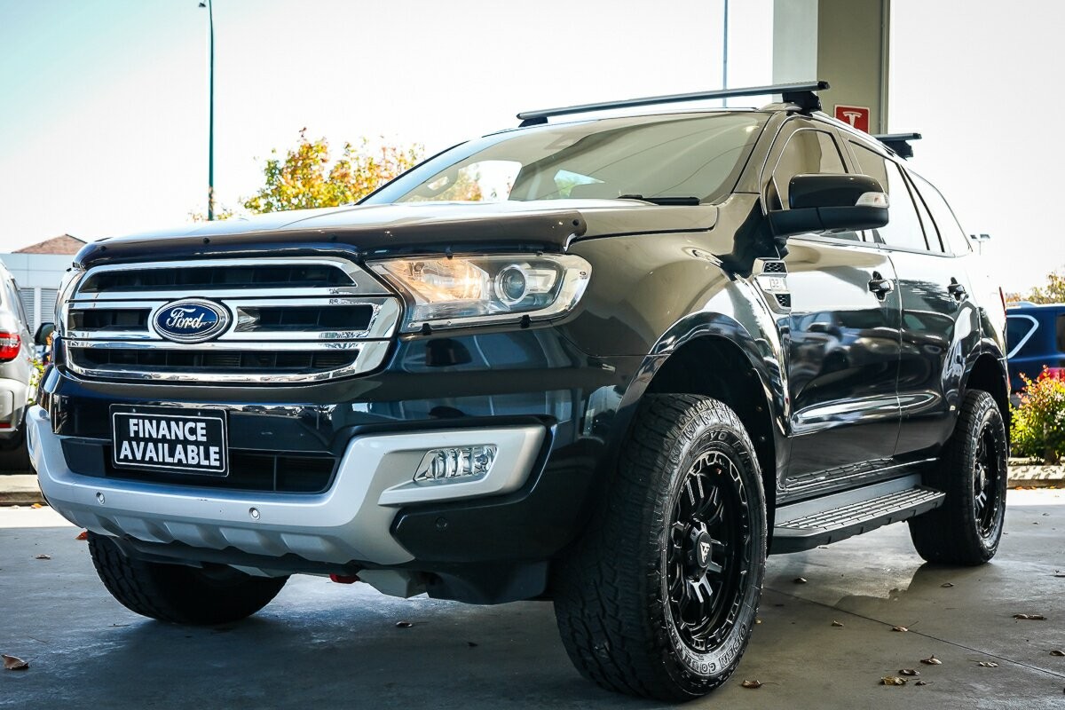 Ford Everest image 4