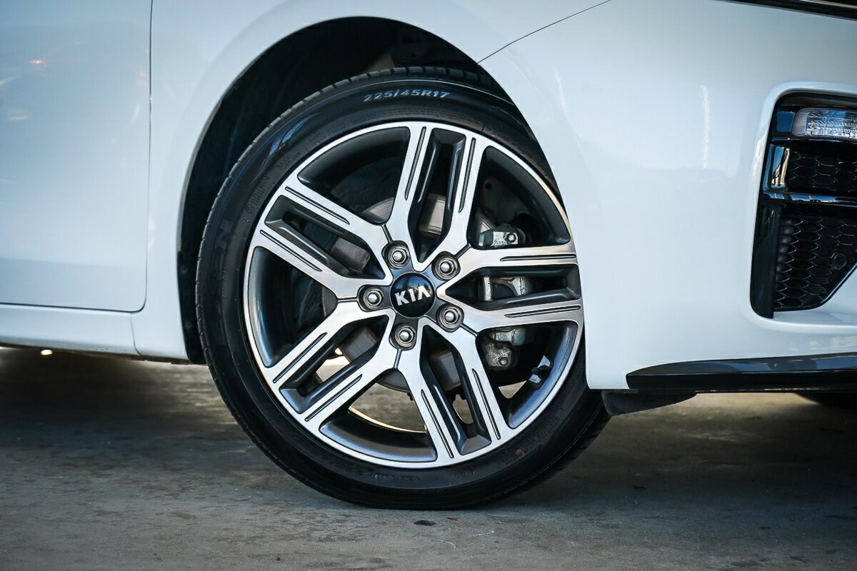 Kia Cerato image 2