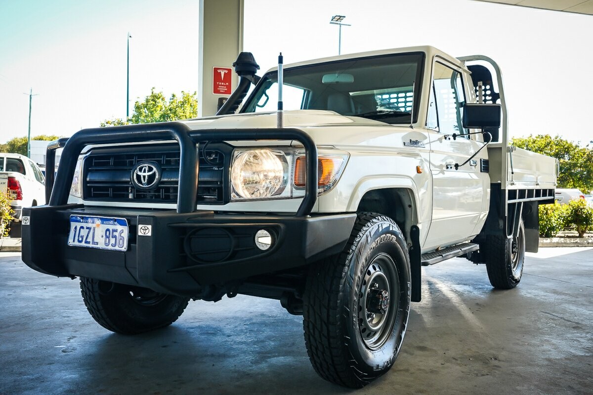 Toyota Landcruiser image 4