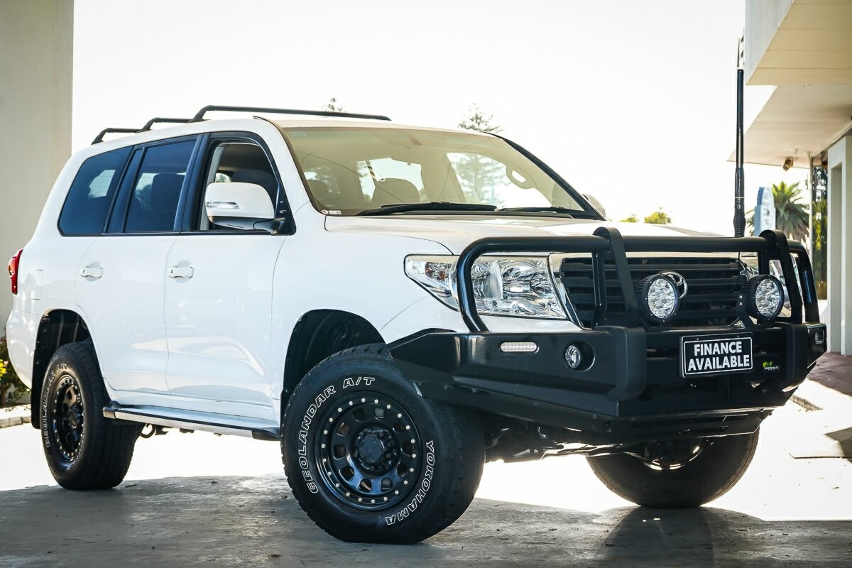 https://vehicle-cdn.autoleague.cloud/31373_U308362_1.jpg