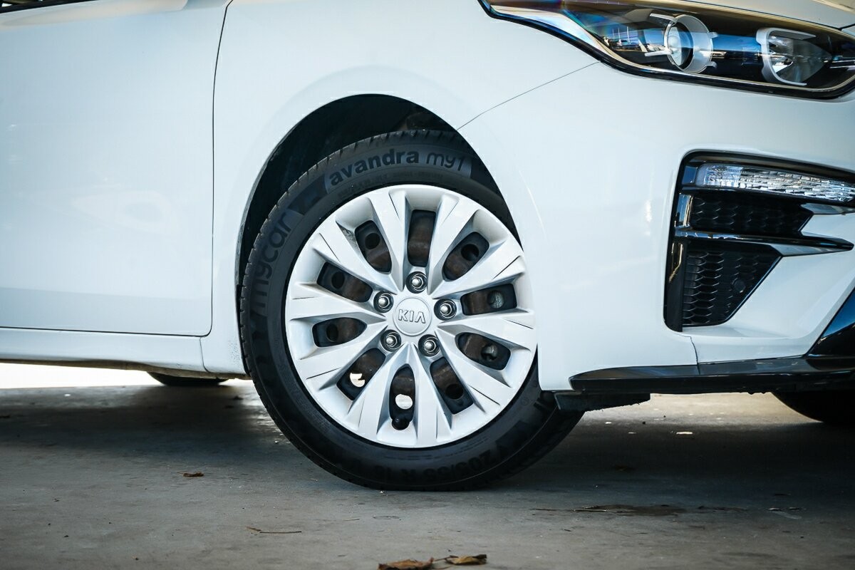 Kia Cerato image 2