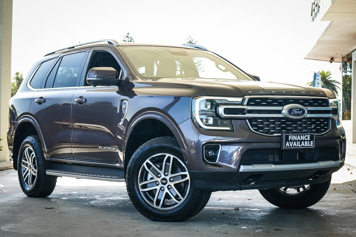 Ford Everest image 1