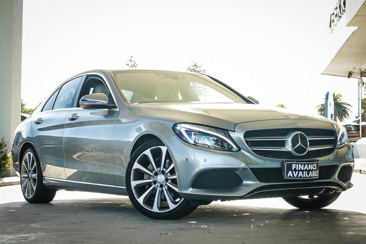 Mercedes Benz C-class image 1