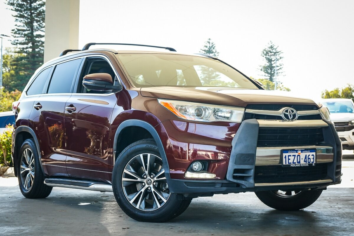 Toyota Kluger image 1