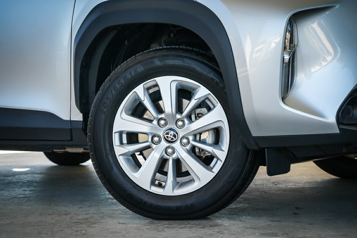 Toyota Yaris Cross image 2