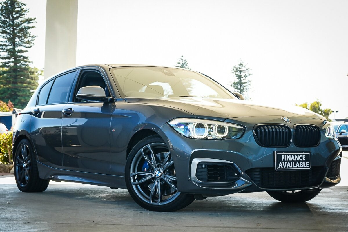BMW 1 Series image 1