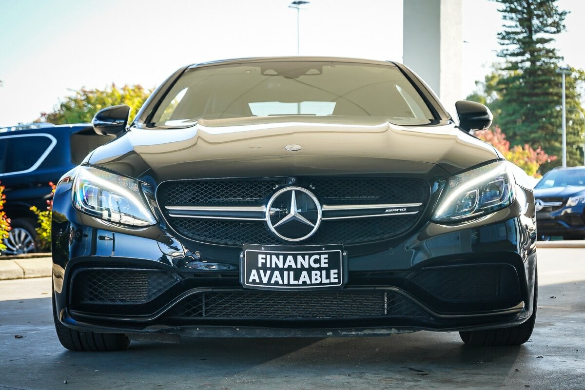 Mercedes Benz C-class image 3