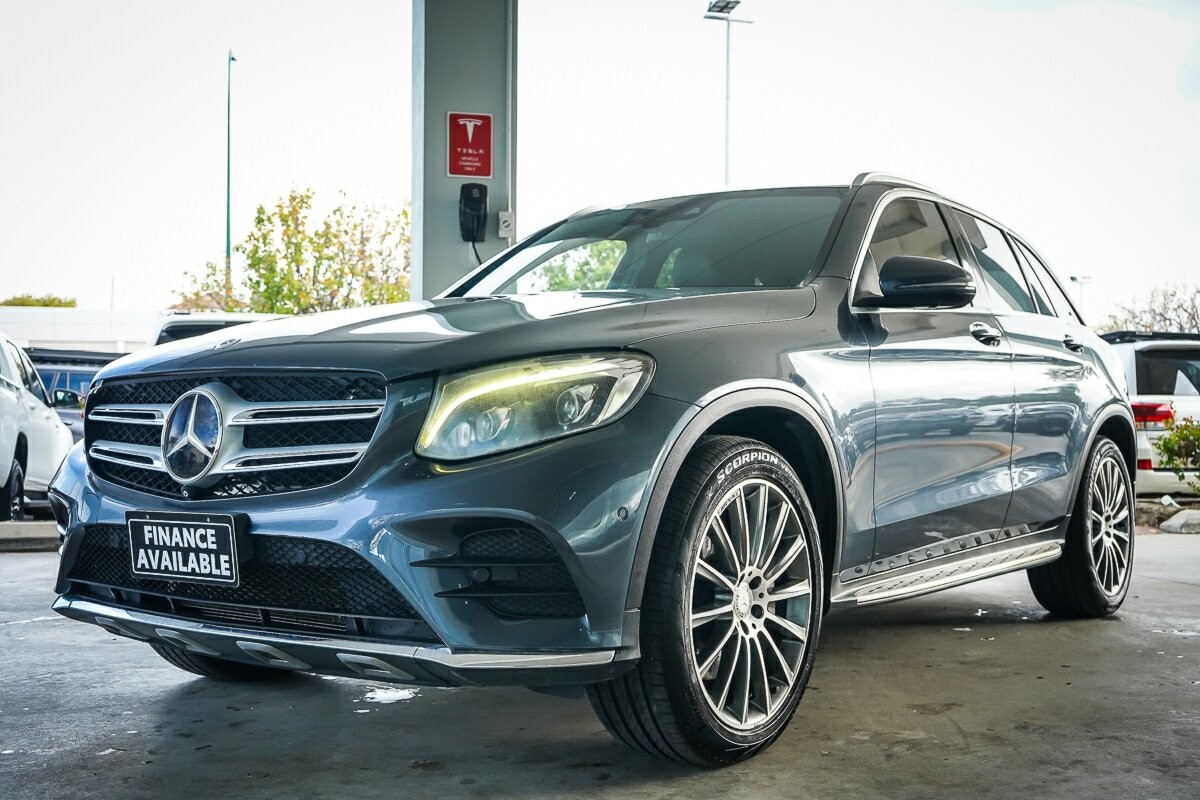 Mercedes Benz Glc-class image 4