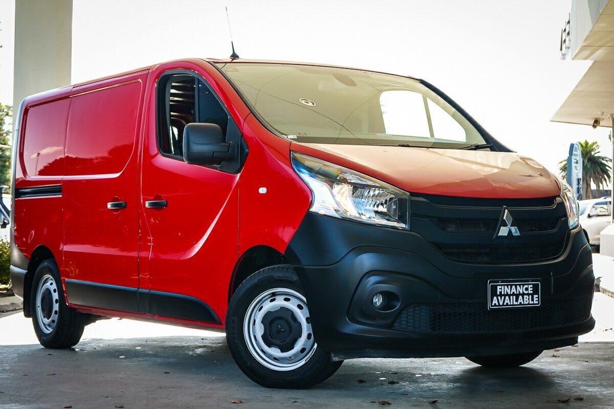 Mitsubishi Express image 1