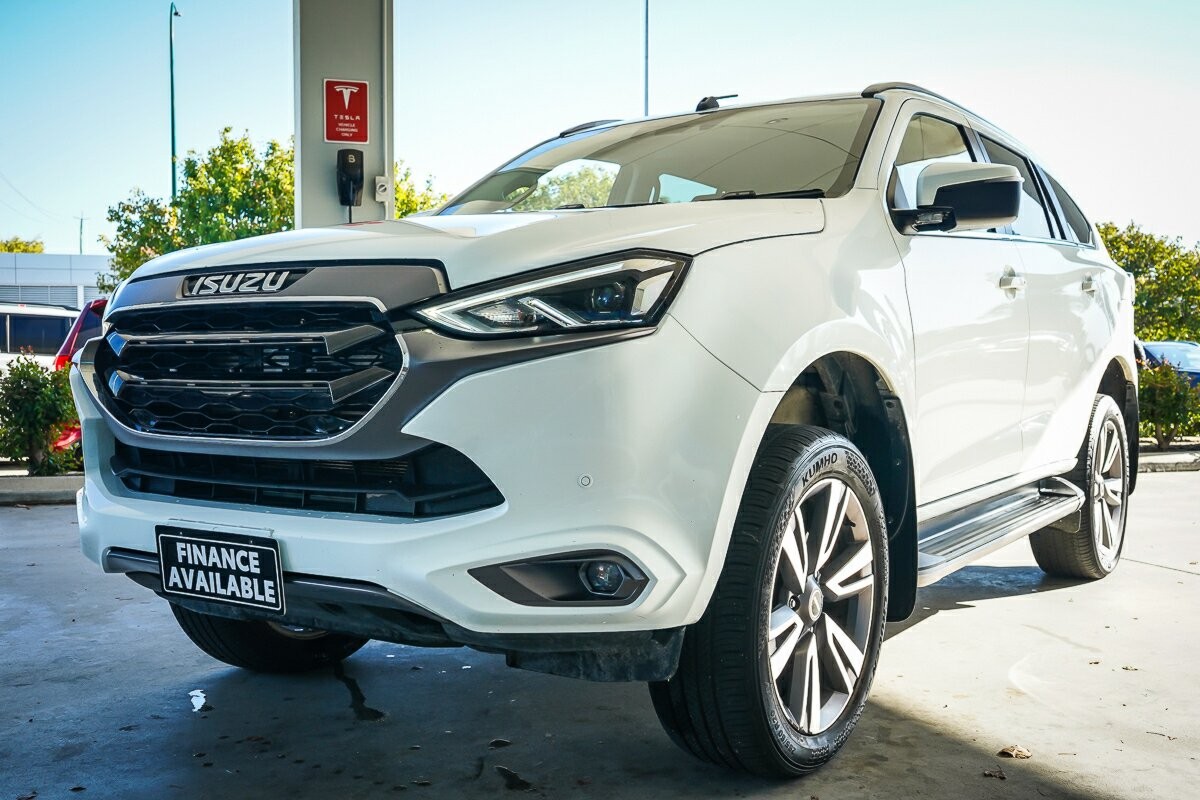 Isuzu Mu-x image 4