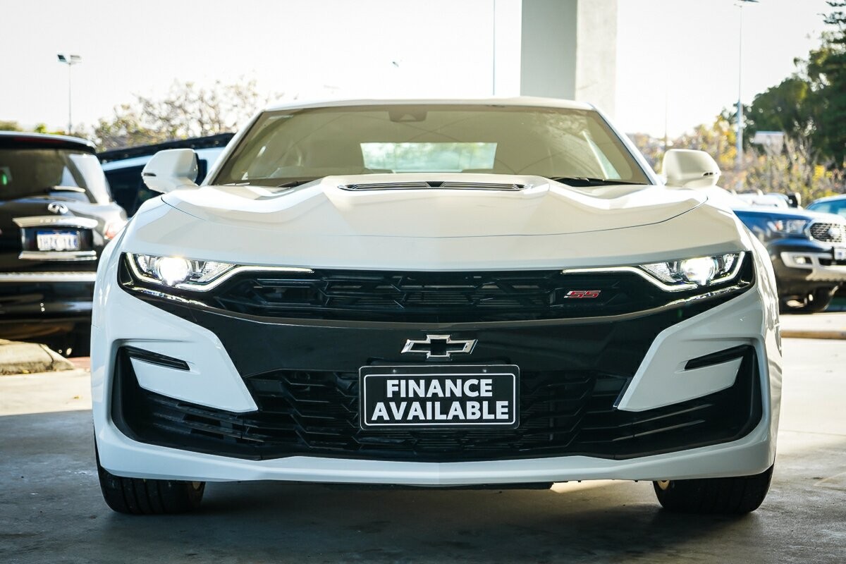 Chevrolet Camaro image 3