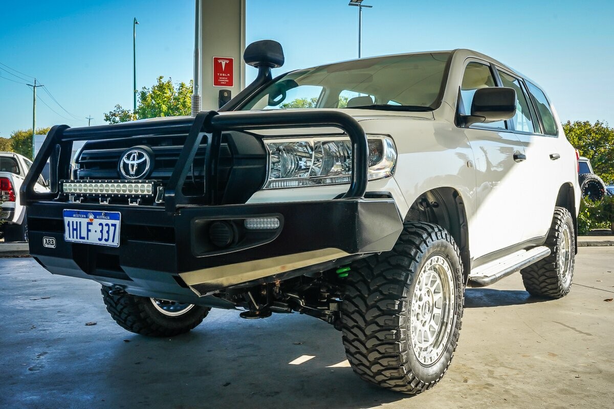 Toyota Landcruiser image 4