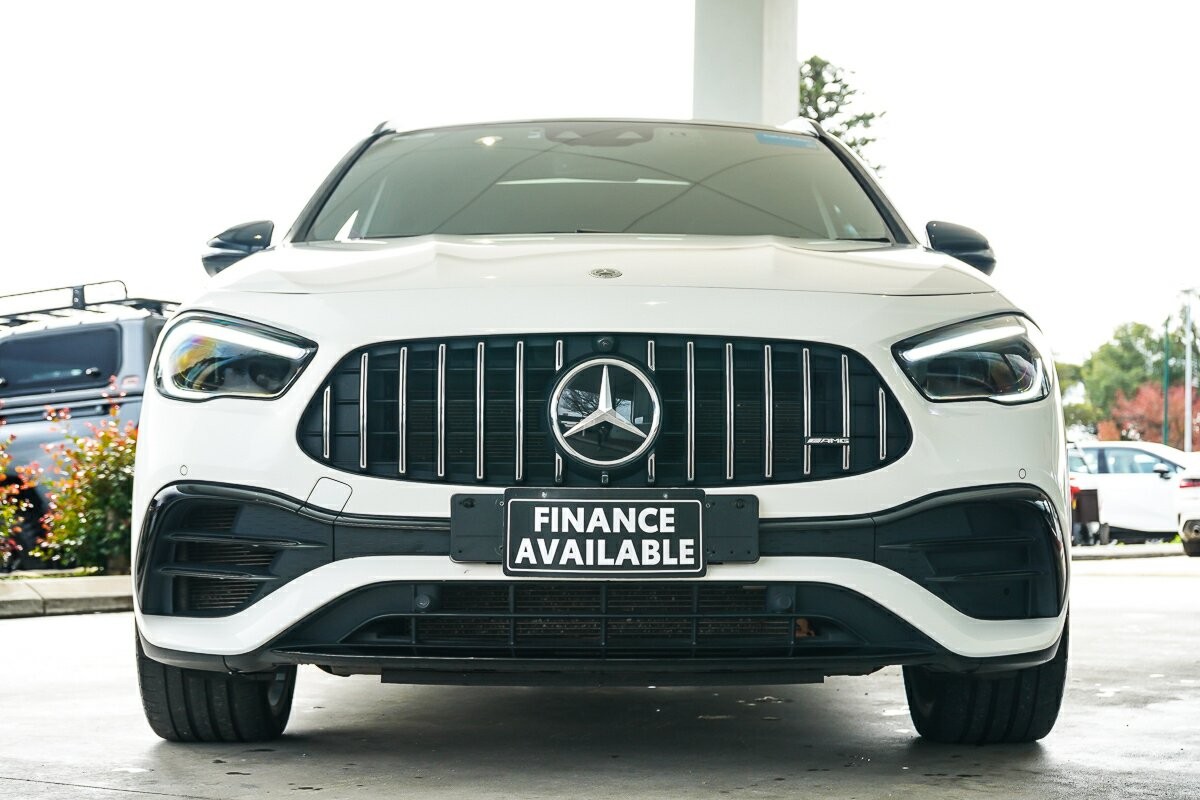 Mercedes Benz Gla-class image 3
