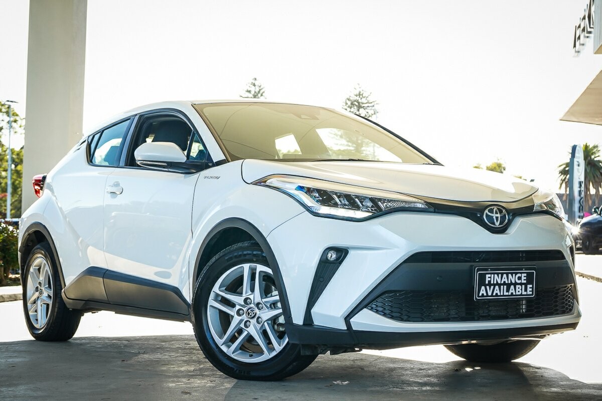 Toyota C-hr image 1