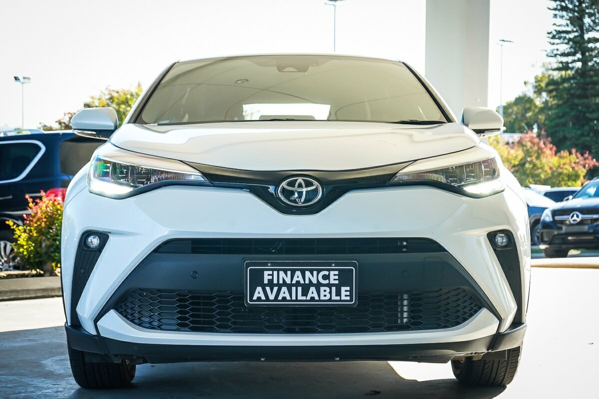 Toyota C-hr image 3