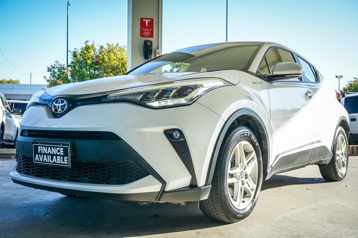 Toyota C-hr image 4
