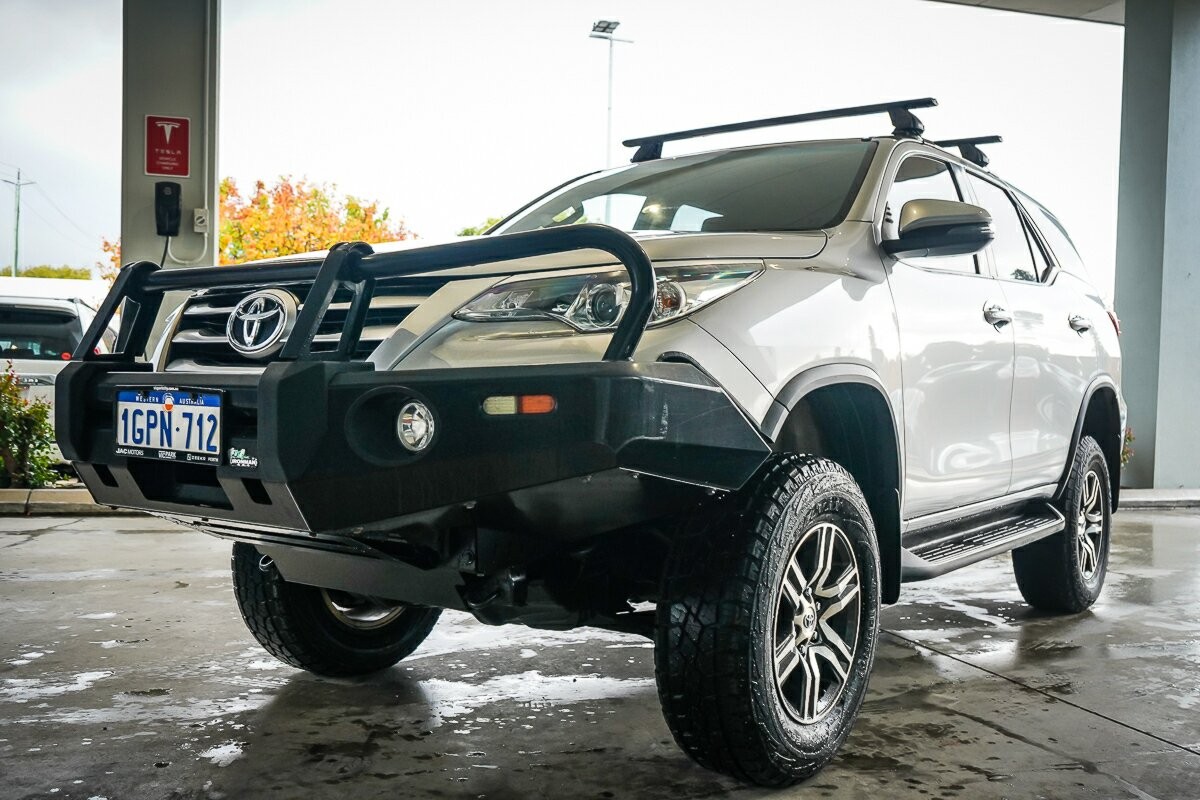 Toyota Fortuner image 4