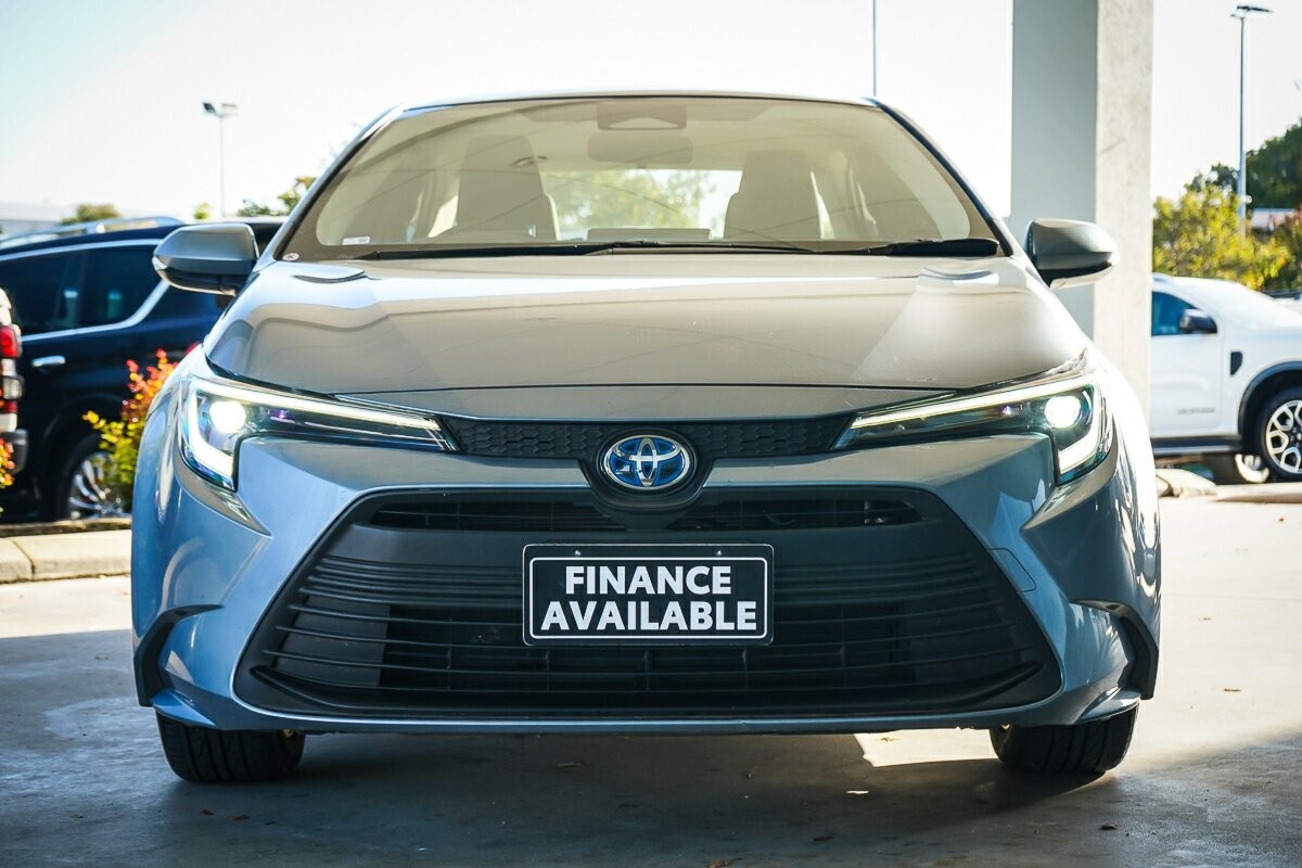Toyota Corolla image 3