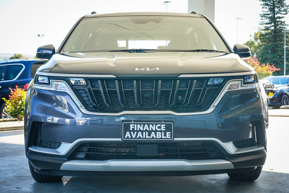 Kia Carnival image 3