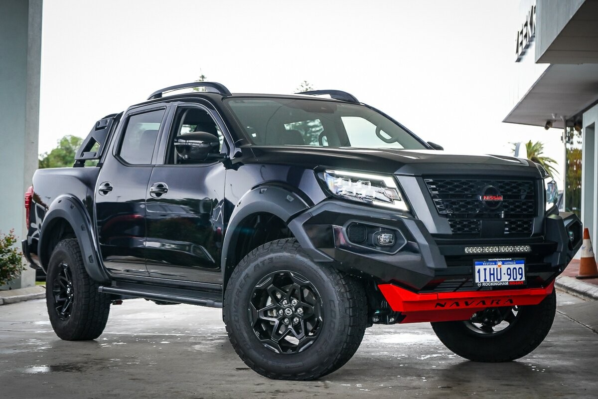 Nissan Navara image 1