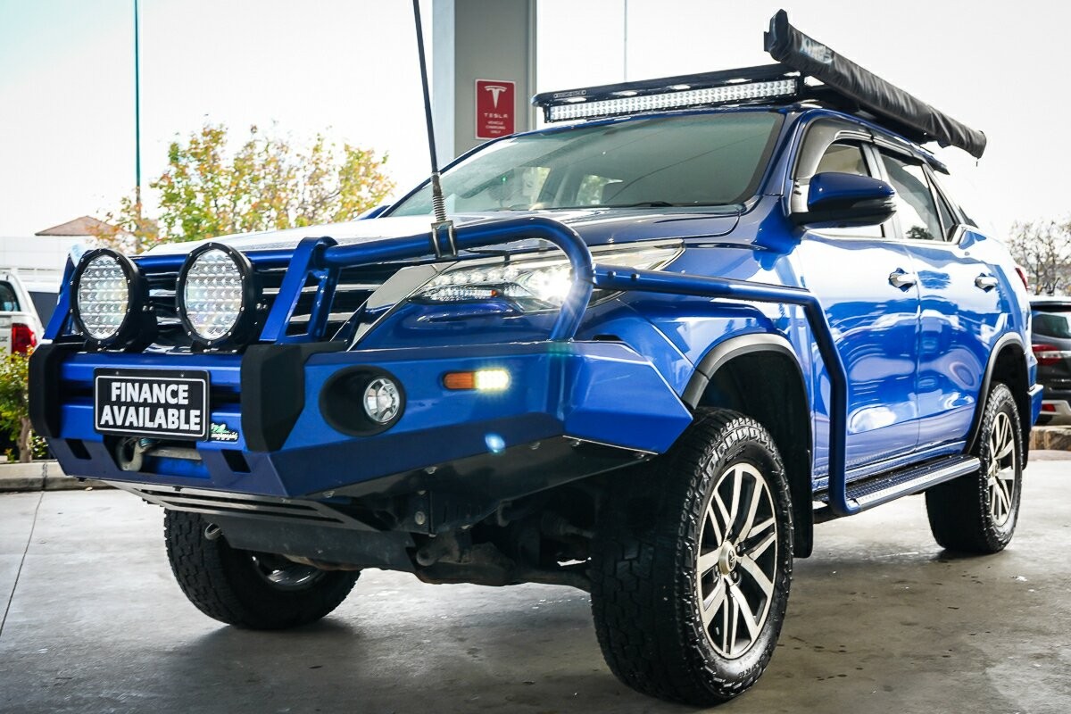 Toyota Fortuner image 4