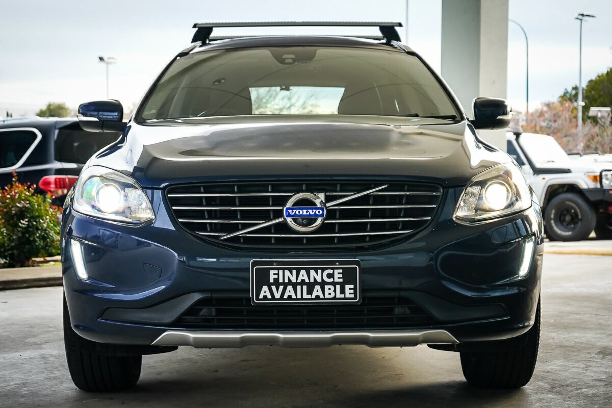 Volvo Xc60 image 3