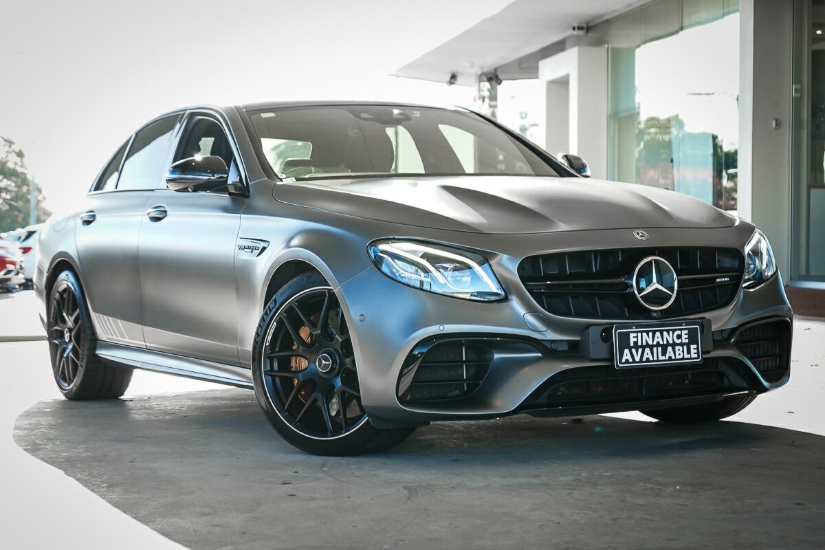 Mercedes Benz E-class image 1