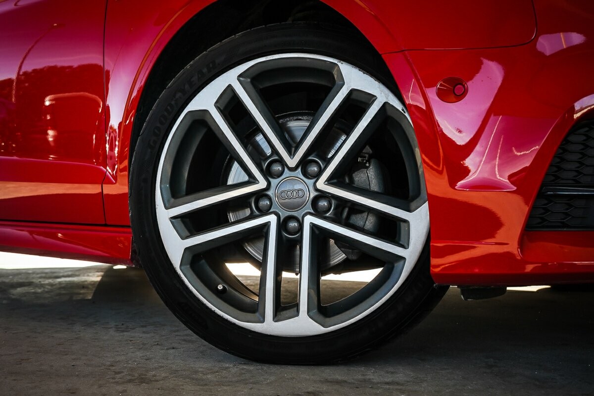 Audi A3 image 2