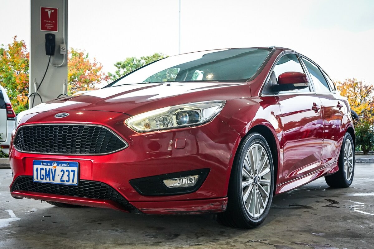 Ford Focus image 4