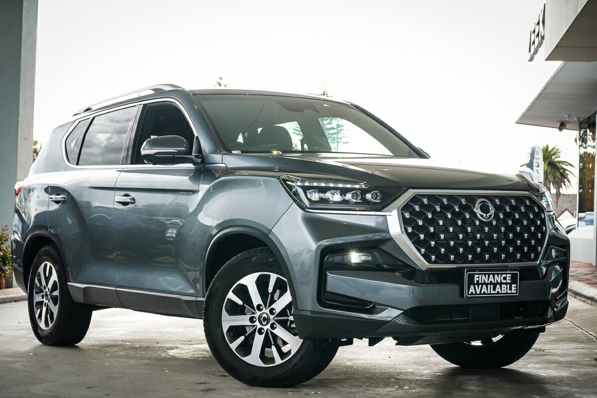 Ssangyong Rexton image 1