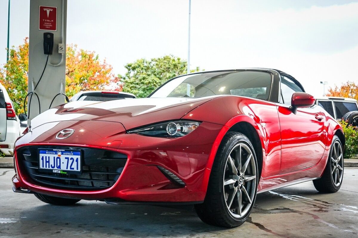 Mazda Mx-5 image 4