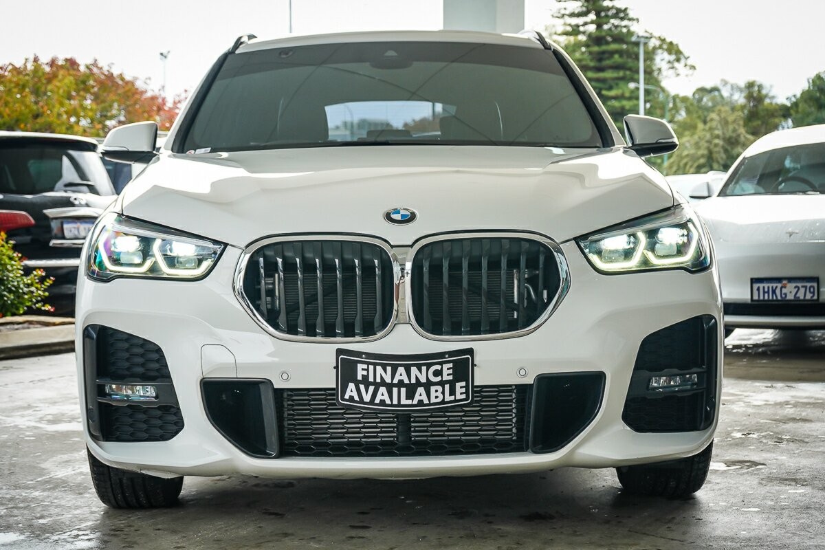 BMW X1 image 3