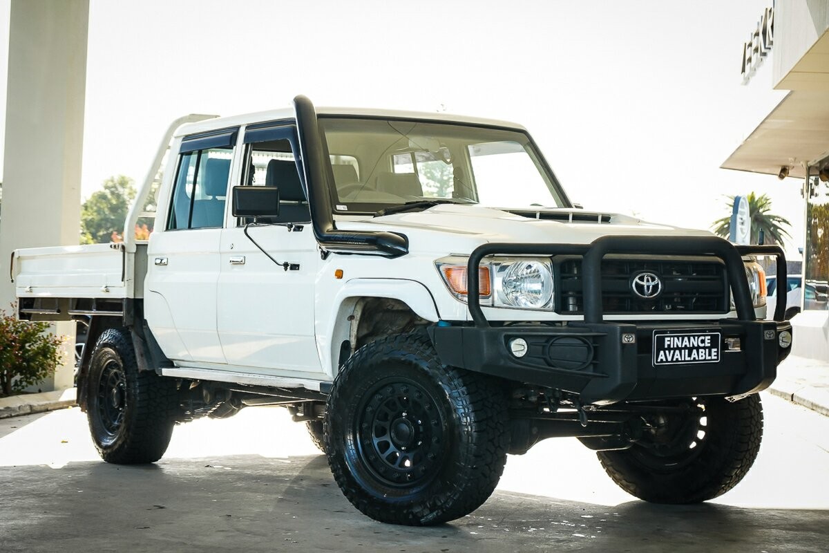 Toyota Landcruiser image 1