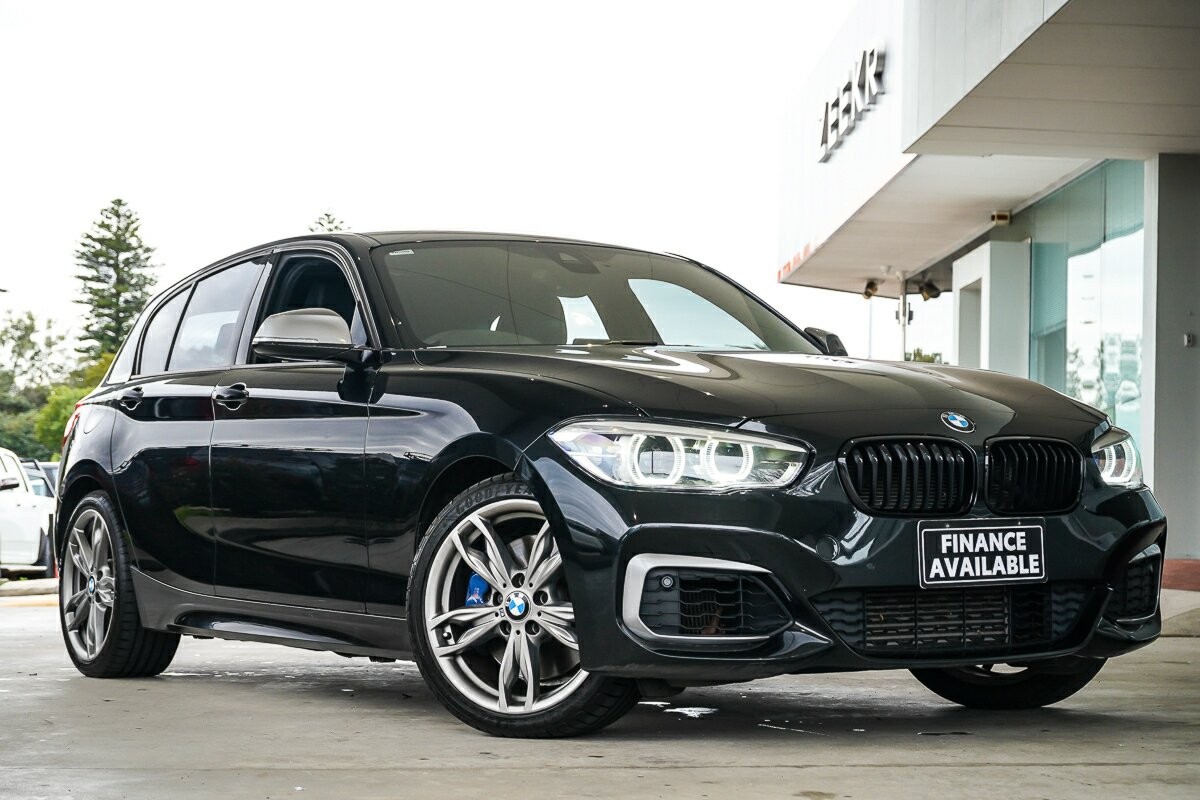 BMW 1 Series image 1