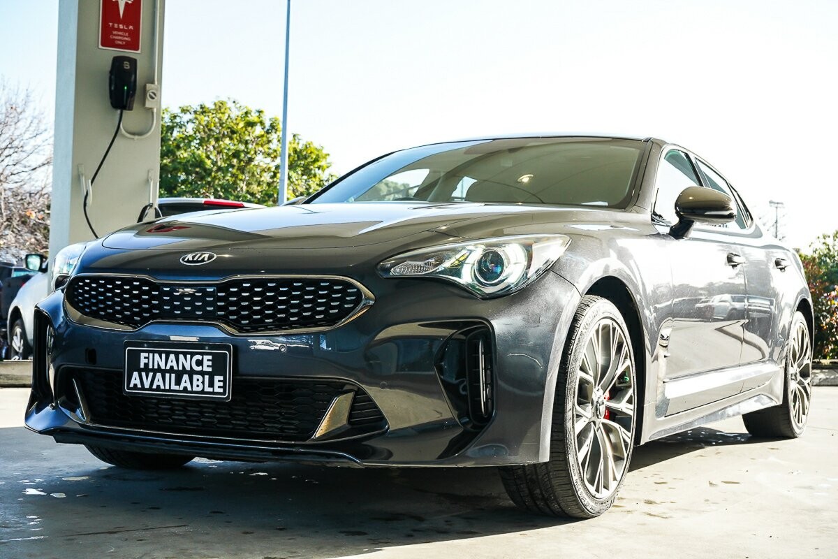 Kia Stinger image 4