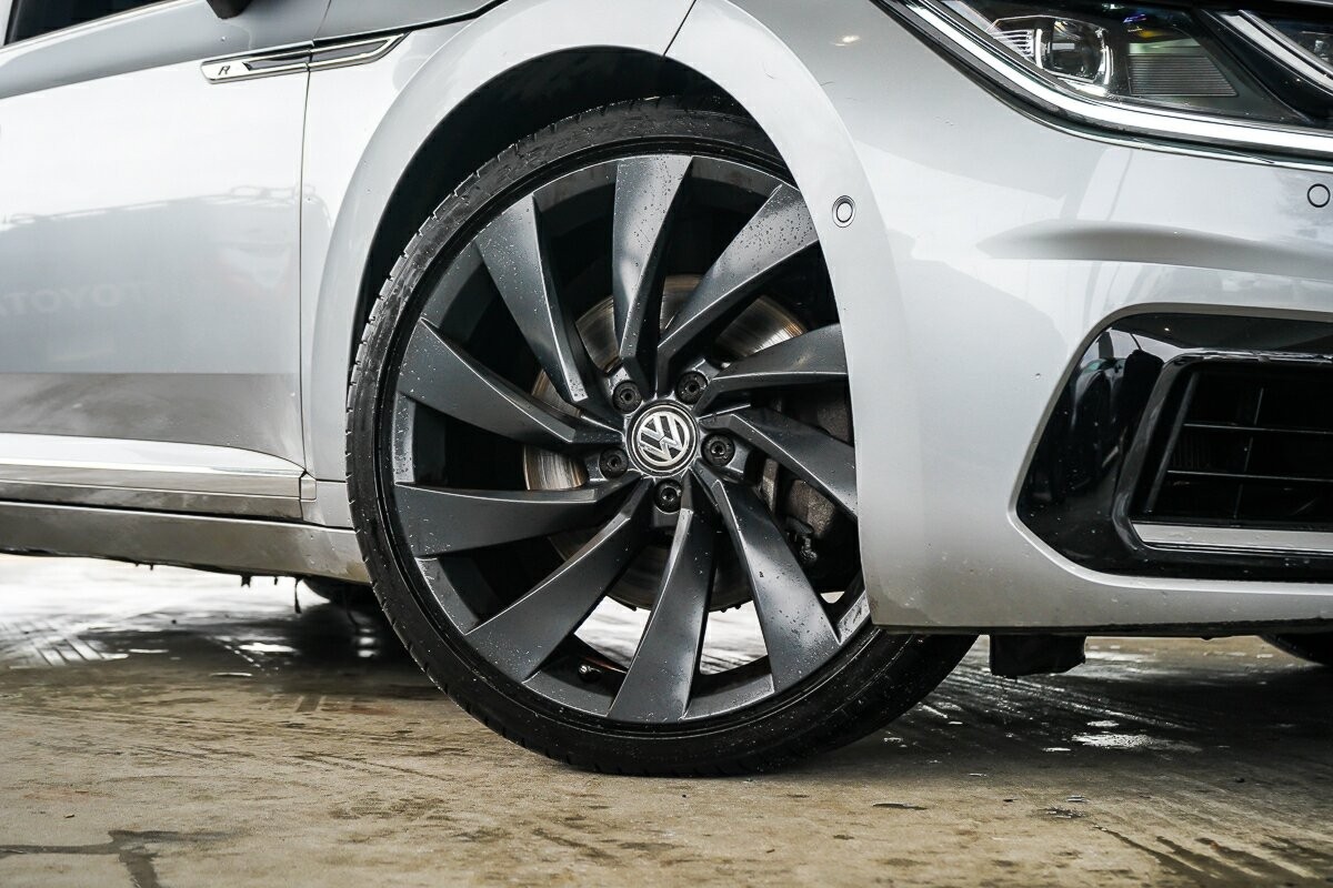Volkswagen Arteon image 2
