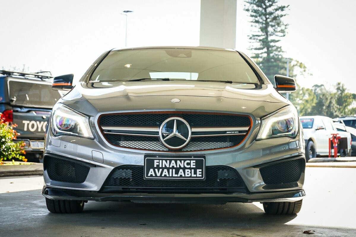 Mercedes Benz Cla-class image 3