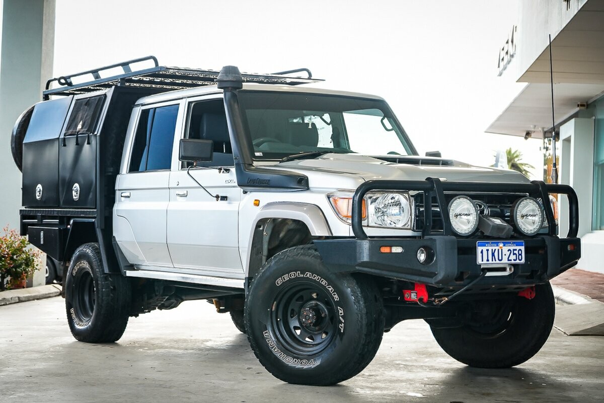Toyota Landcruiser image 1