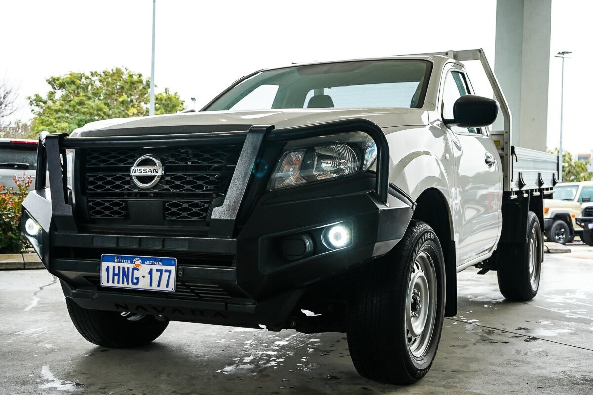 Nissan Navara image 4