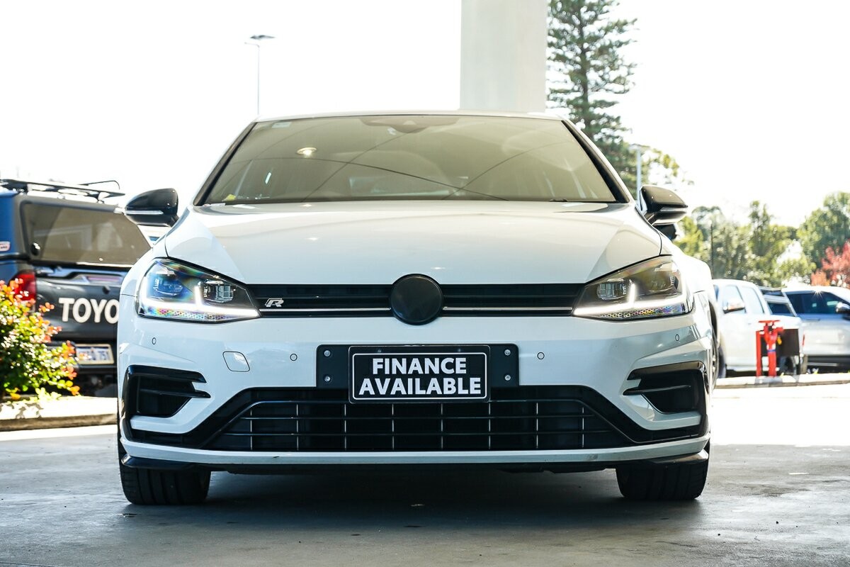 Volkswagen Golf image 3