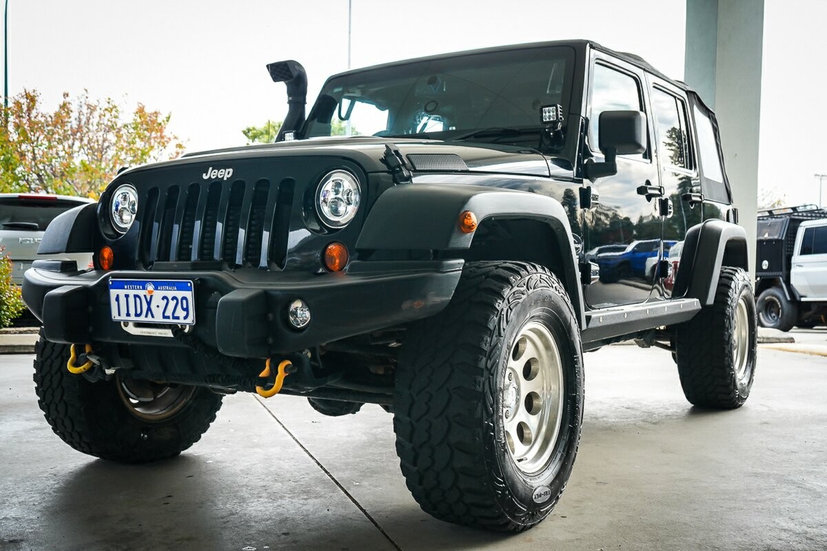Jeep Wrangler image 4