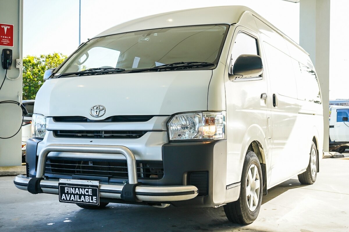 Toyota Hiace image 4