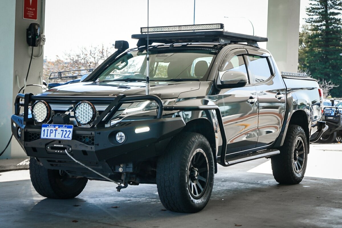 Mitsubishi Triton image 3