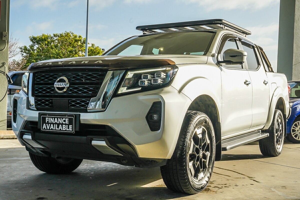 Nissan Navara image 4
