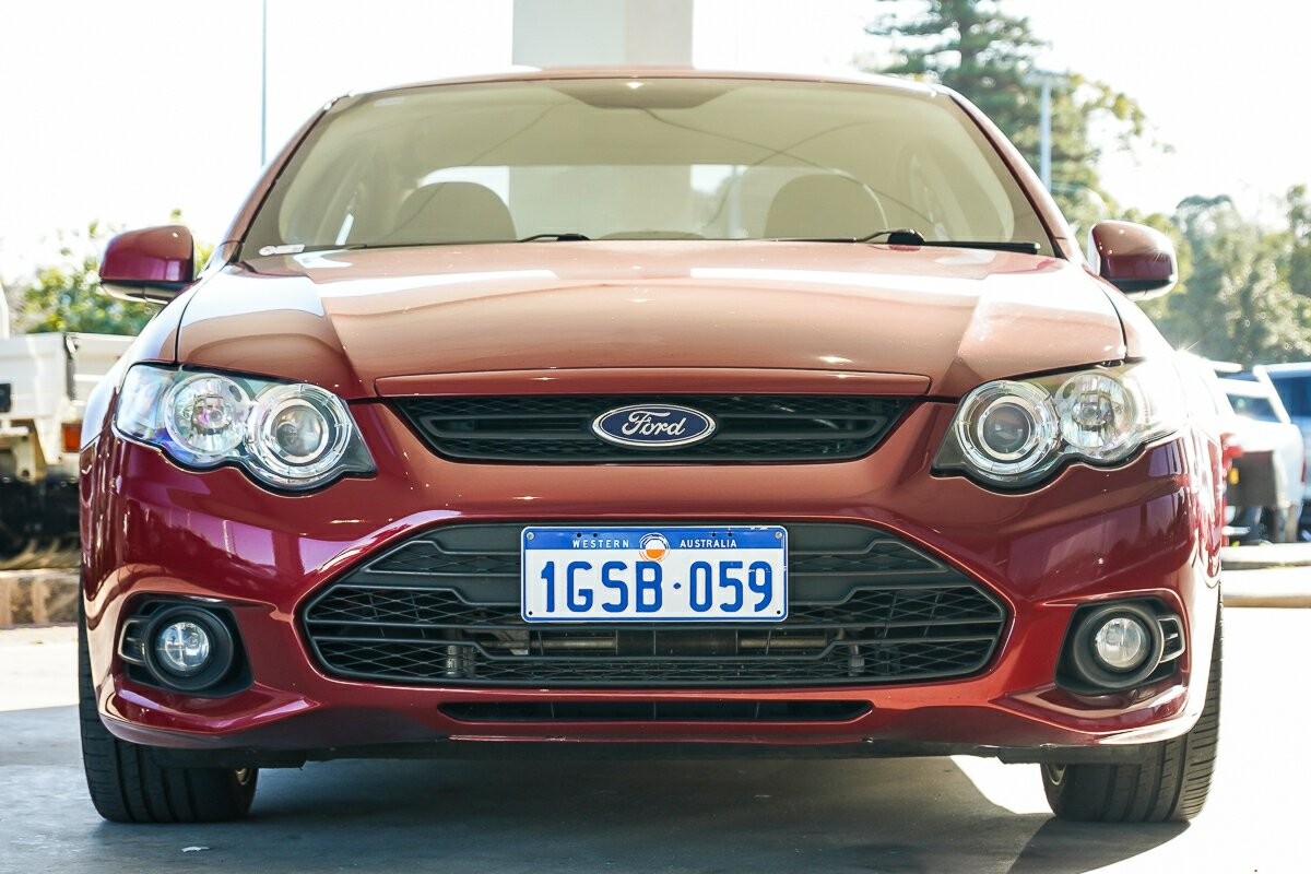 Ford Falcon image 3