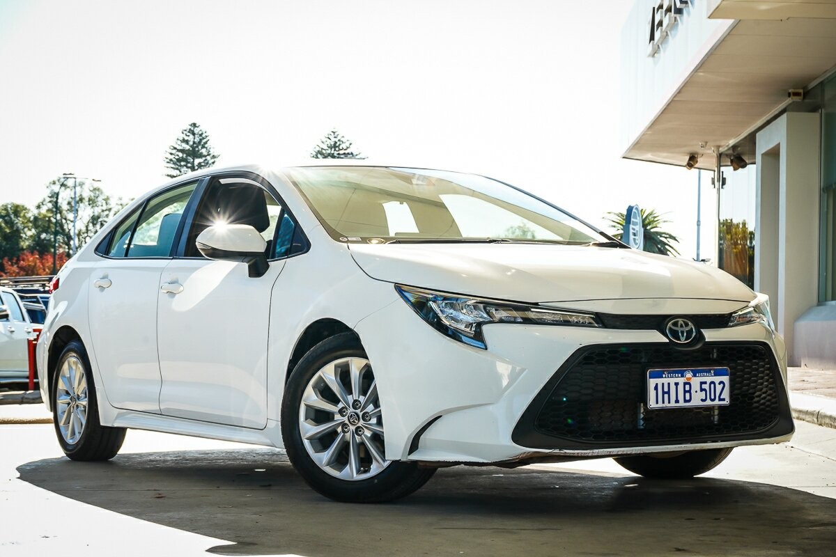 Toyota Corolla image 1