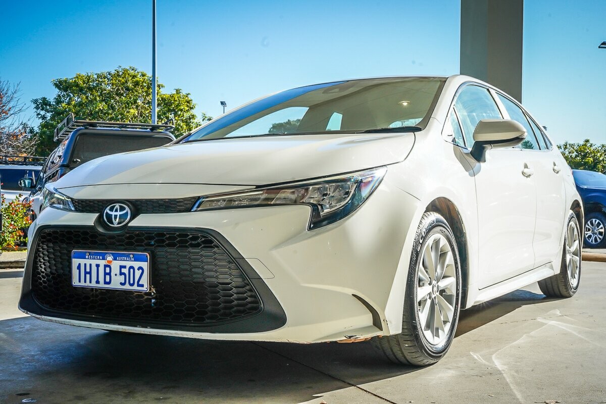 Toyota Corolla image 4