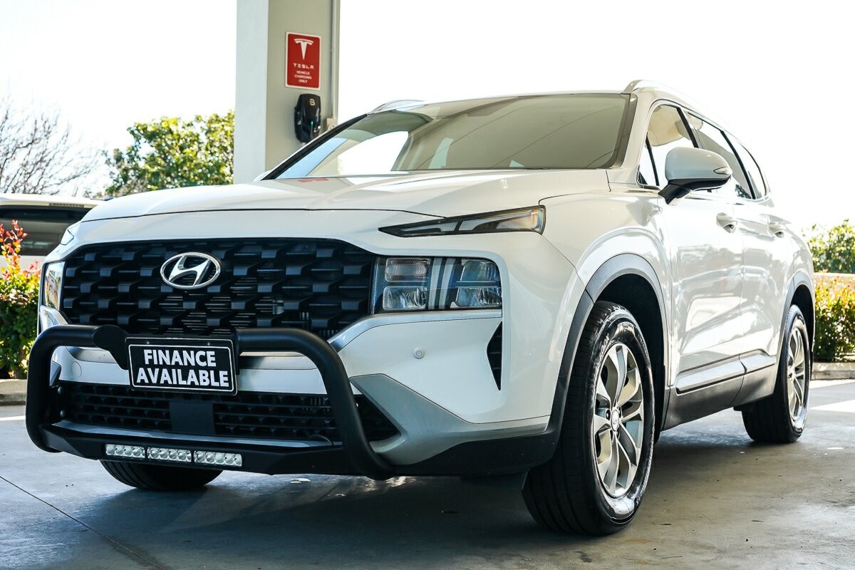 Hyundai Santa Fe image 4
