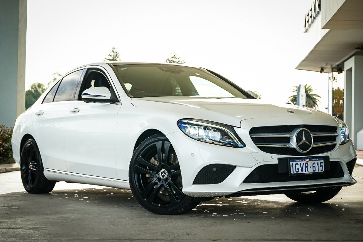 Mercedes Benz C-class image 1