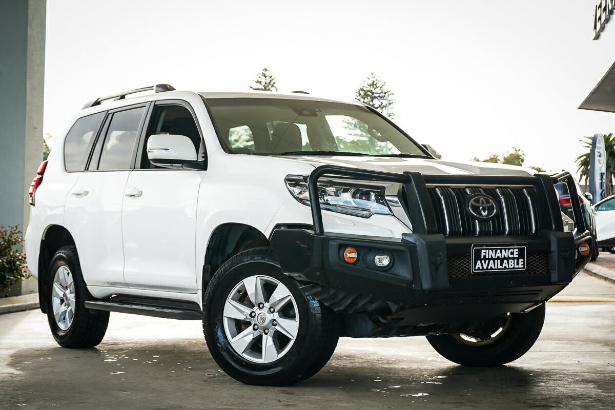 Toyota Landcruiser Prado image 1